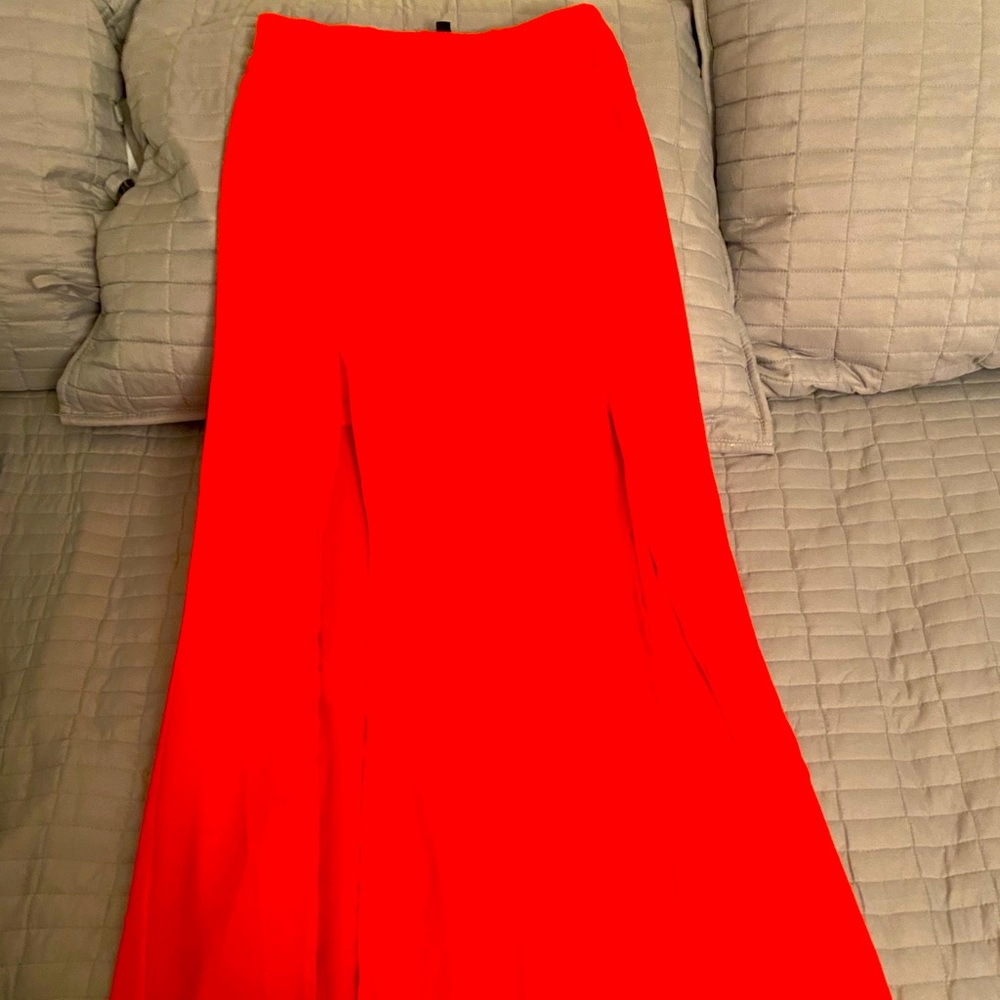 Long skirt
